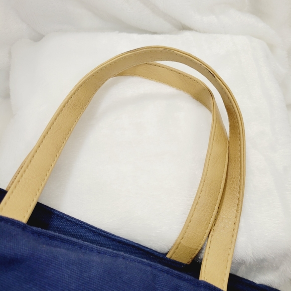 BAG ONLY | Cozy Earth Premium Bamboo Bedding Bag with Zipper - Picture 10 of 10